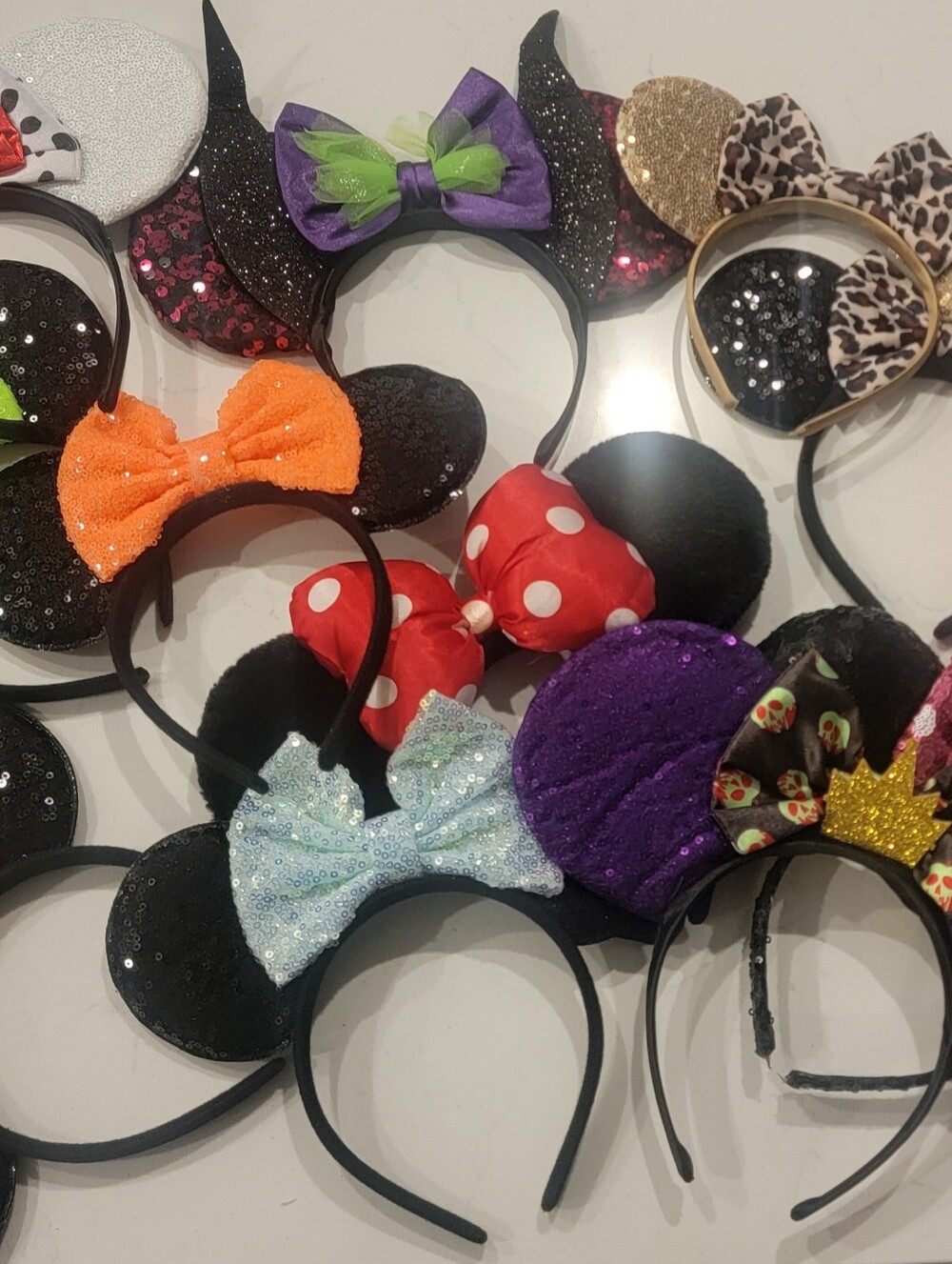Lot of 14 Minnie Mouse Ears Headbands Disney Trip Costumes Halloween Sequins